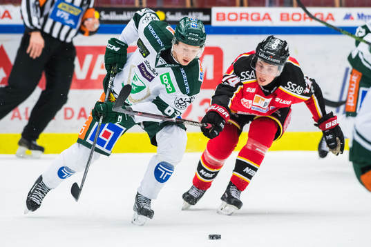 Färjestads Christoffer Törngren och Luleås Jonas Berglund