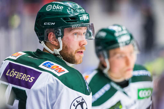 Färjestads Linus Persson deppar