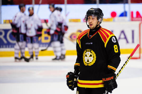 Brynäs Aaron Palushaj deppar