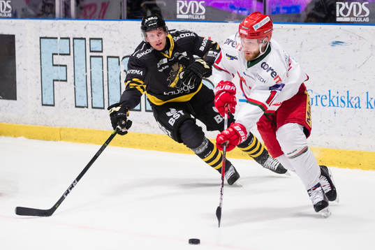 s Filip Windlert och Modos Sam Marklund