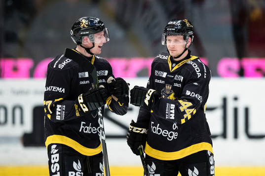 s Filip Windlert (v) och Clay Wilson (h)