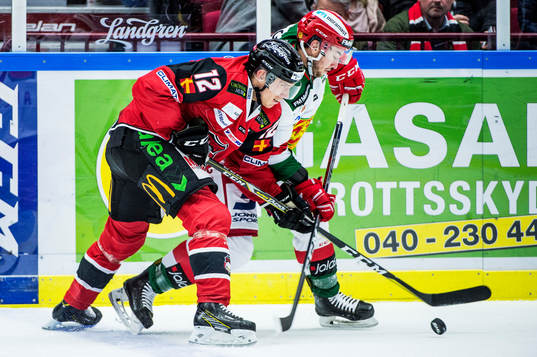 Malmö Redhawks Matias Lassen mot Moras Steven Seigo