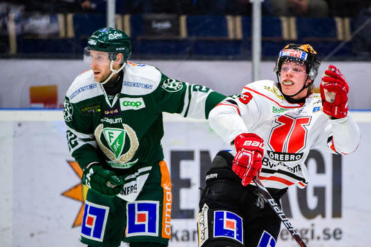 Färjestads Per Åslund och Örebros Christopher Mastomäki