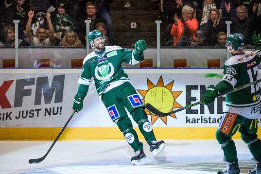 Färjestads Dick Axelsson jublar