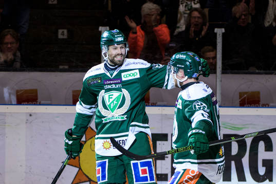Färjestads Dick Axelsson jublar