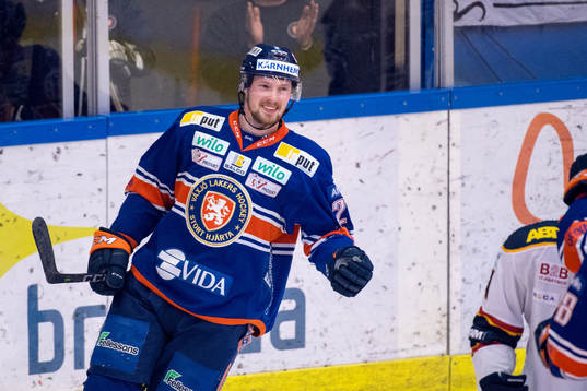 Växjös Martin Lundberg jublar