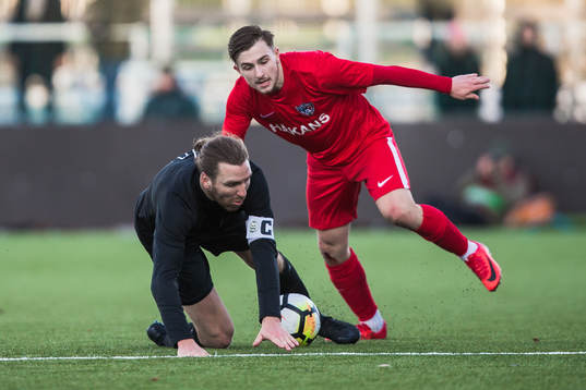 s Nils-Eric Johansson och Inter Åbos Albion Ademi