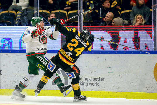 Frölundas Joel Lundqvist och Skellefteås Andreas Wingerli