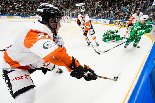 Rögles Sebastian Collberg och Karlskronas Cory Murphy