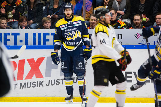 s Kevin Stenlund missnöjd