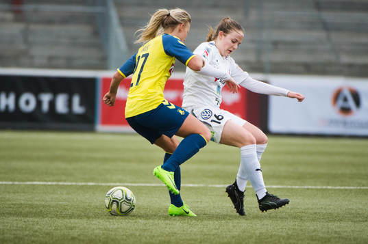 Bröndbys Sophie Sundqvist och Rosengårds Matilda Roth