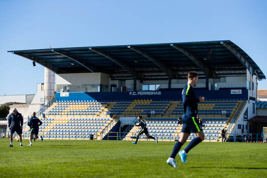 Generell vy av Estadio da Nora