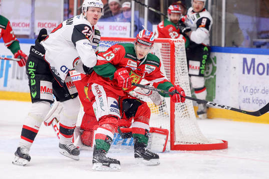 Moras Emil Bejmo och målvakt Christian Engstrand och