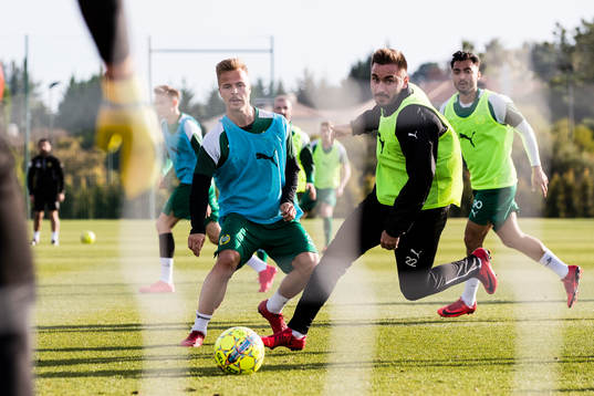Hammarbys Sander Svendsen och Muamer Tankovic