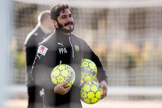 Hammarbys assisterande tränare Pablo Pinones-Arce
