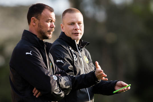 Hammarbys assisterande tränare Joachim Björklund och