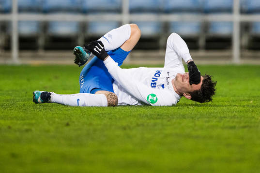 Norrköpings David Moberg Karlsson grinar illa