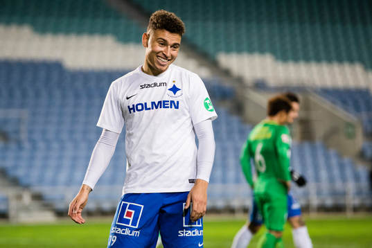 Norrköpings Jordan Larsson jublar
