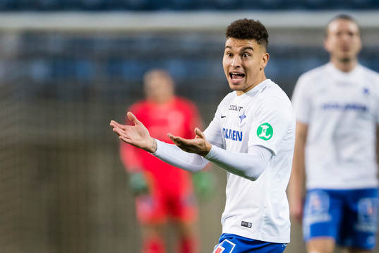 Norrköpings Jordan Larsson reagerar