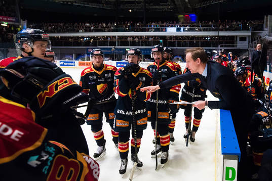 Djurgårdens assisterande tränare Mikael Håkanson  med