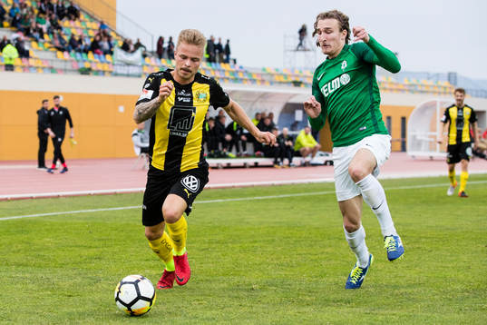 Hammarbys Sander Svendsen och Jablonecs Matej Hanousek