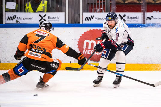 Linköpings Derek Roy och Karlskronas Mattias Karlsson
