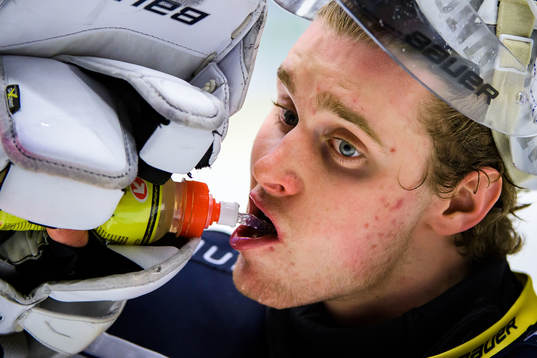 s målvakt Adam Åhman