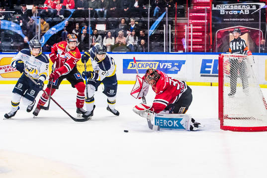 s Bill Sweatt, Örebros Gustav Backström, HV71:s David