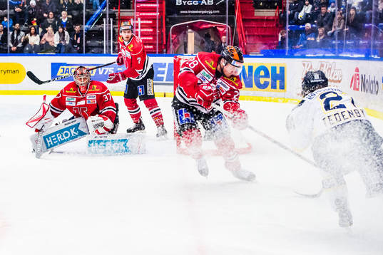Örebros målvakt Eero Kilpeläinen, Alexander Hellström,