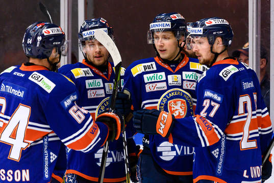 Växjös Jonas Röndbjerg jublar