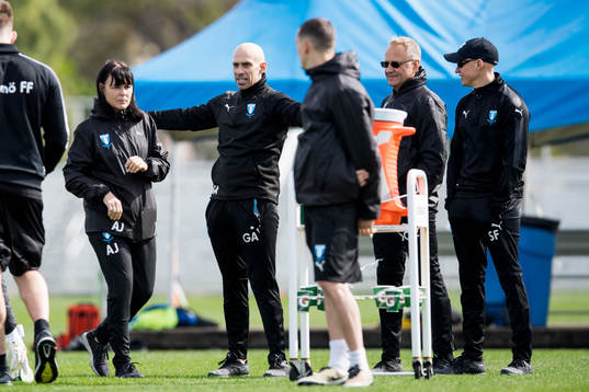 Anna-Maj Jansson, massör Greger Andrijevski, läkare Pär