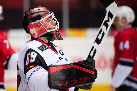 Malmö Redhawks målvakt Oscar Alsenfelt före