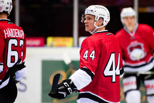 Malmö Redhawks Tobias Ekberg före ishockeymatchen i SHL