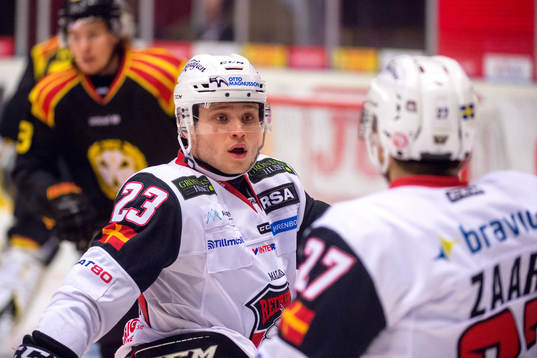 Malmö Redhawks Christoffer Forsberg och Daniel Zaar jublar
