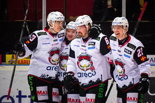Malmö Redhawks Fredrik Händemark , Tobias Ekberg  och