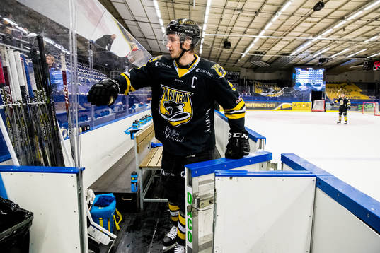 Panterns Kim Johansson deppar