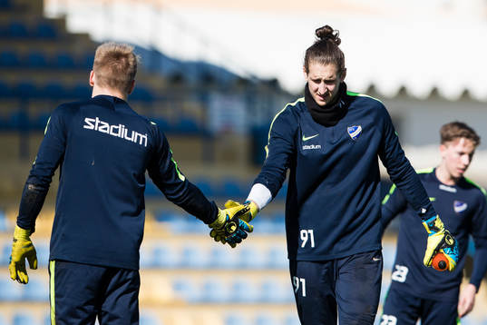 Norrköpings målvakt Isak Pettersson och målvakt David