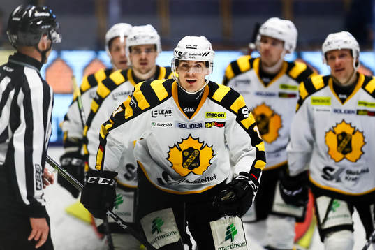 Skellefteås Henrik Hetta jublar