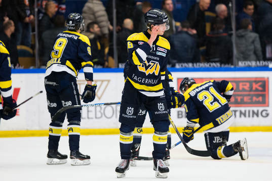 s Victor Ejdsell, Pierre Engvall och Mattias Tedenby deppar