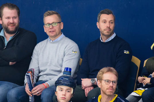 s assisterande sportchef Johan Davidsson och Sportchef