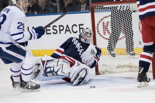 Connor Brown och Henrik Lundqvist