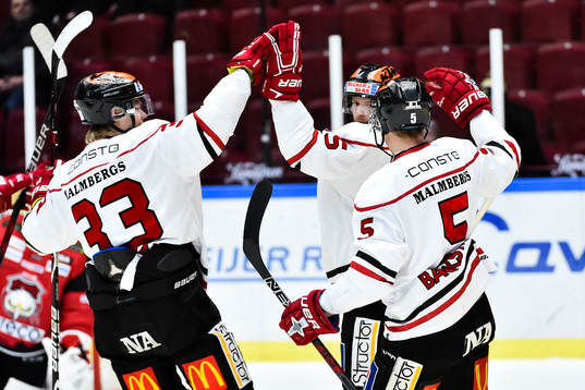 Örebros Kalle Olsson, Christopher Mastomäki och Gustav