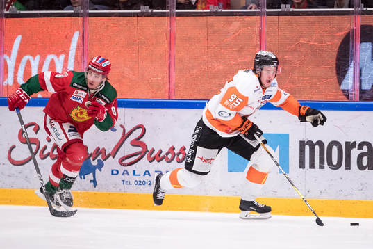 Moras Robin Johansson och Karlskronas Carl Persson  i