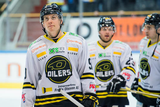 Jonas Djupvik Løvlie of Stavanger Oilers looks dejected