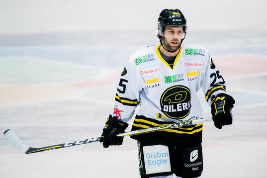 William Papuzzi of Stavanger Oilers