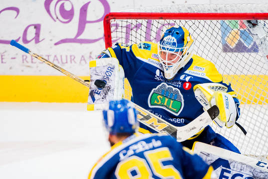 Goaltender Oskar Östlund of Storhamar