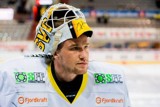 Goaltender Henrik Holm of Stavanger Oilers