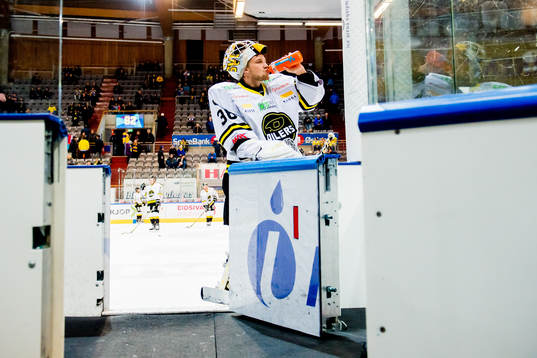 Goaltender Henrik Holm of Stavanger Oilers