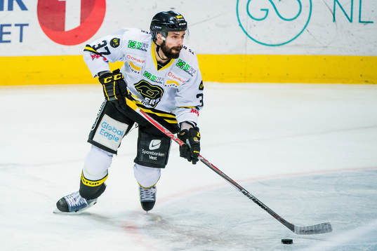 Villiam Weiby Strøm of Stavanger Oilers