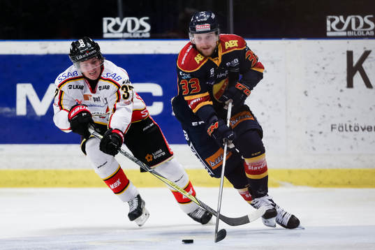 Djurgårdens Linus Hultström och Luleås Isac Lundeström